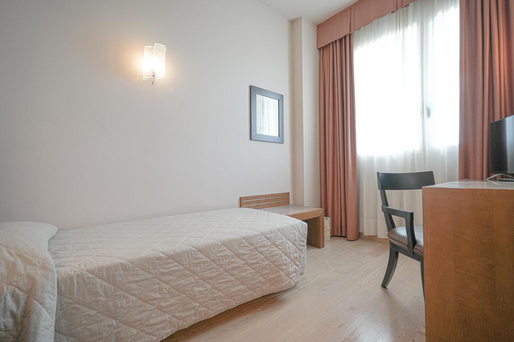 Hotel Europa Reggio nell'Emilia Zewnętrze zdjęcie