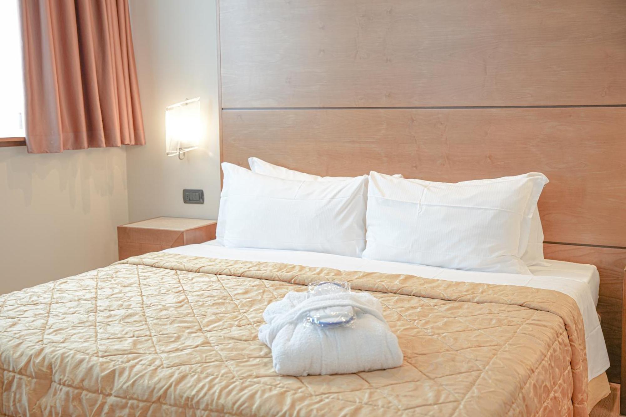 Hotel Europa Reggio nell'Emilia Zewnętrze zdjęcie